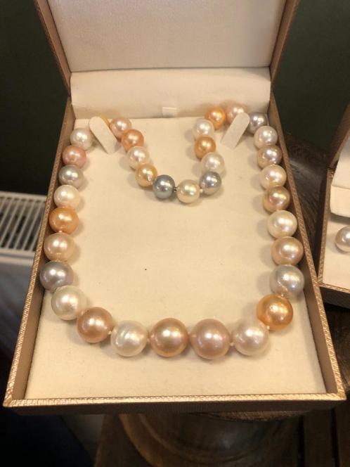 Prachtige Zoetwater Parelketting., Sieraden, Tassen en Uiterlijk, Kettingen, Zo goed als nieuw, Overige materialen, Wit, Ophalen of Verzenden