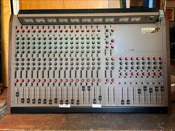 Allen & Heath System 8 - 168 beschikbaar voor biedingen