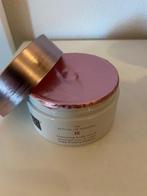 Nieuw Rituals Sakura reneweing body scrub 250g, Sieraden, Tassen en Uiterlijk, Uiterlijk | Lichaamsverzorging, Ophalen of Verzenden