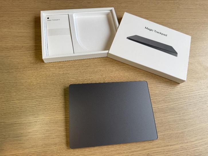 Apple Magic Trackpad 2 Space Gray - Zo goed als nieuw + doos, Computers en Software, Muizen, Zo goed als nieuw, Trackpad, Linkshandig