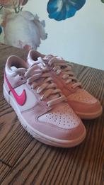 Nike low dunk roze maat 35.5, Ophalen of Verzenden, Zo goed als nieuw, Meisje