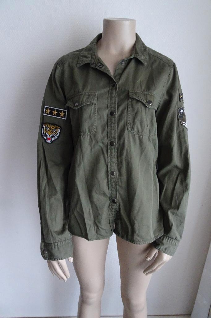 legergroene blouse maat M van Vero Moda, Kleding | Dames, Blouses en Tunieken, Zo goed als nieuw, Maat 38/40 (M), Groen, Ophalen