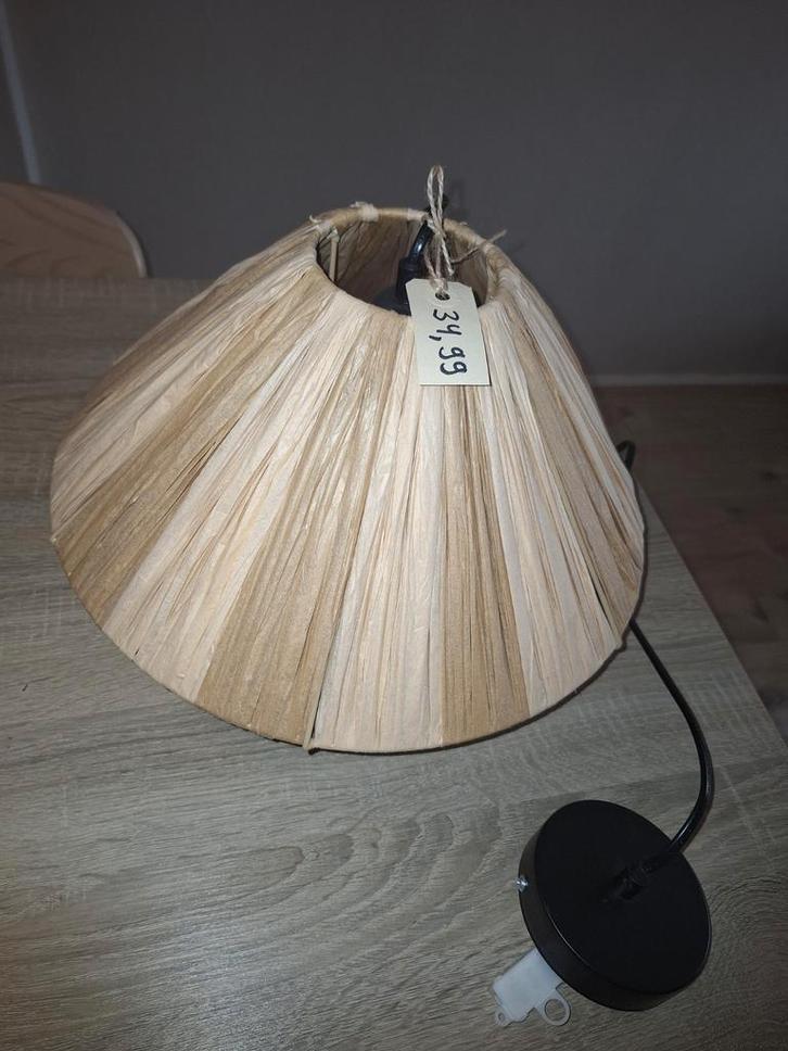 Nieuwe lamp van raffia, Huis en Inrichting, Lampen | Lampenkappen, Nieuw, Minder dan 25 cm, Rond, Ophalen
