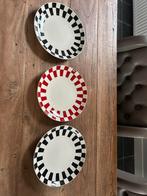 Kitchen Trend borden - 3 stuks - als nieuw - moderne borden, Ophalen of Verzenden, Zo goed als nieuw, Bord(en), Overige stijlen