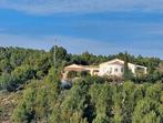 Mooie villa in Spanje, 3 slk, 2 bk, garage en zwembad., Huizen en Kamers, Buitenland, 7 kamers, Spanje, Landelijk, Woonhuis