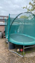 Trampoline van 3.66x2.40 in goede staat kan nog zeker een ro, Kinderen en Baby's, Speelgoed | Buiten | Trampolines, Gebruikt, Ophalen of Verzenden