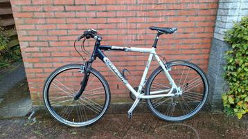 Gazelle X-road Puerto mt 56, mooie winterfiets beschikbaar voor biedingen