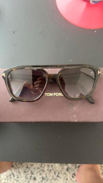Tom ford zonnebril beschikbaar voor biedingen