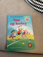 Saar op hockey - AVI M4 leesboek, Boeken, Ophalen of Verzenden, Zo goed als nieuw, Fictie algemeen