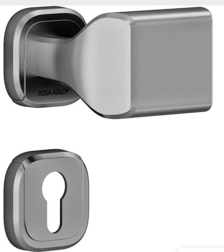 2 X ASSA ABLOY VERCY AH500 L DEURBESLAG / DEURKRUK CHROOM, Doe-het-zelf en Verbouw, Hang- en Sluitwerk, Zo goed als nieuw, Klink of Kruk