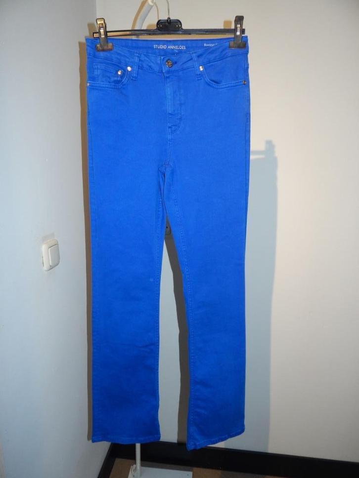 Studio Anneloes jeans look broek kobalt vorstelijk blauw S, Kleding | Dames, Broeken en Pantalons, Gedragen, Maat 36 (S), Blauw