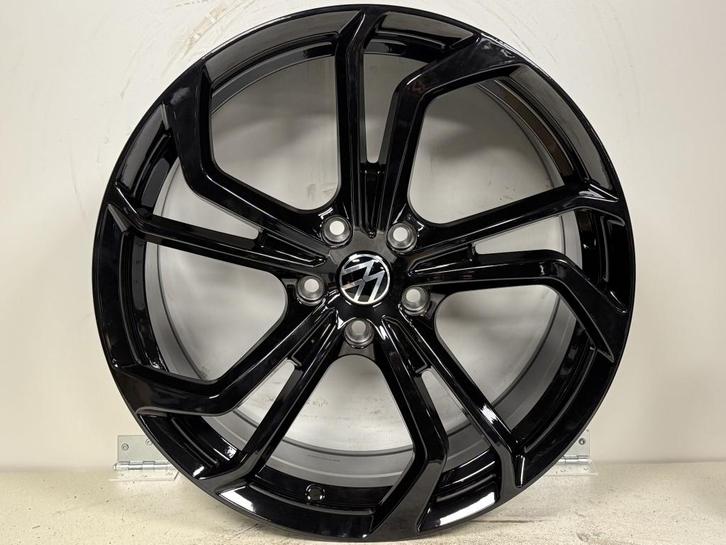 19" VW TCR Fits Golf/Caddy/Touran 5x112 et45 235/35/19, Auto-onderdelen, Banden en Velgen, Banden en Velgen, Zomerbanden, 19 inch