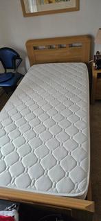 Mooi eenpersoonsbed incl. matras en nachtkastje, Huis en Inrichting, Ophalen, Gebruikt, Eenpersoons