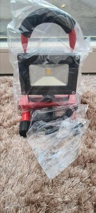 Led werklamp beschikbaar voor biedingen