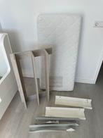 Kinderbed met matras - en plankjes, 70 tot 85 cm, Zo goed als nieuw, Lattenbodem, 140 tot 160 cm