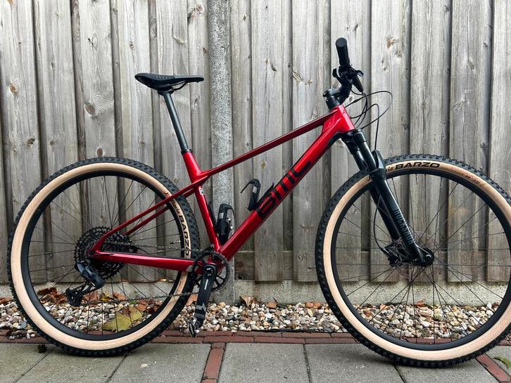 BMC Twostroke 01 Four Carbon Hardtail - Maat L 250 gereden, Fietsen en Brommers, Fietsen | Mountainbikes en ATB, Zo goed als nieuw