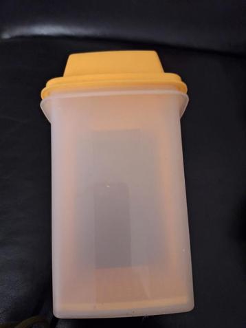 Tupperware Zuurpot. beschikbaar voor biedingen