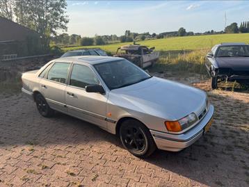Ford Scorpio 2.4 v6 1990 - Nieuwe APK! beschikbaar voor biedingen