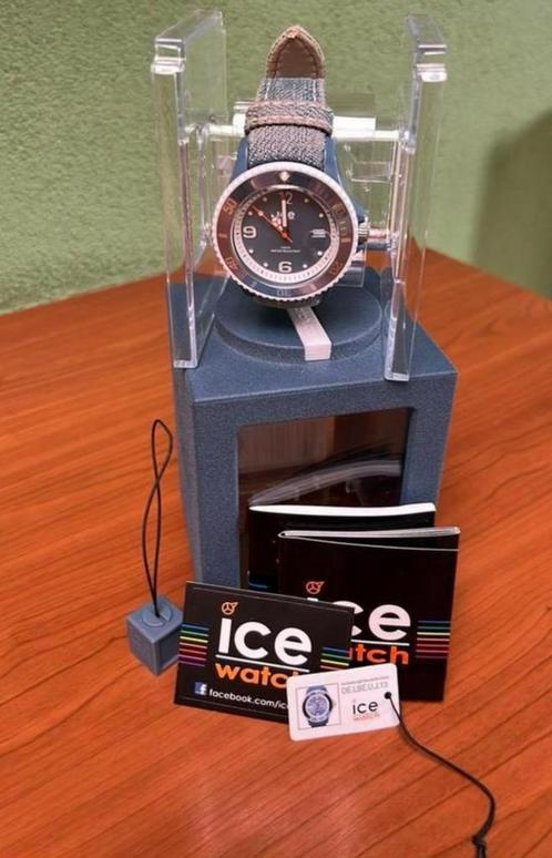 Watch Unisex horloge, Sieraden, Tassen en Uiterlijk, Horloges | Dames, Zo goed als nieuw, Overige merken, Staal, Kunststof, Ophalen of Verzenden