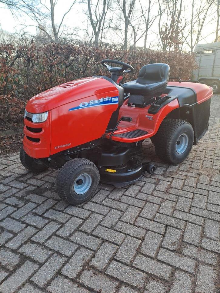 ️Zeer nette Simplicity zitmaaier 2 cilinder!, Tuin en Terras, Zitmaaiers, Gebruikt, Ophalen of Verzenden