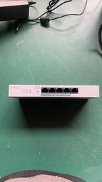 ZYXEL GS1200-5HP v2, Computers en Software, Netwerk switches, Ophalen of Verzenden, Zo goed als nieuw
