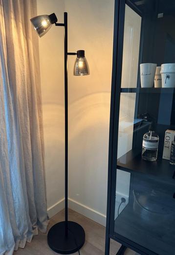 Vloerlamp hotel chique beschikbaar voor biedingen