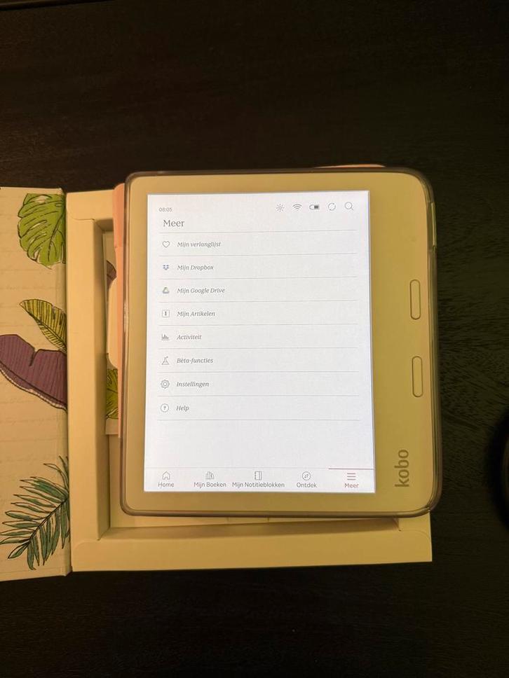Kobo Libra colour e-reader wit, Computers en Software, E-readers, Zo goed als nieuw, Ophalen of Verzenden