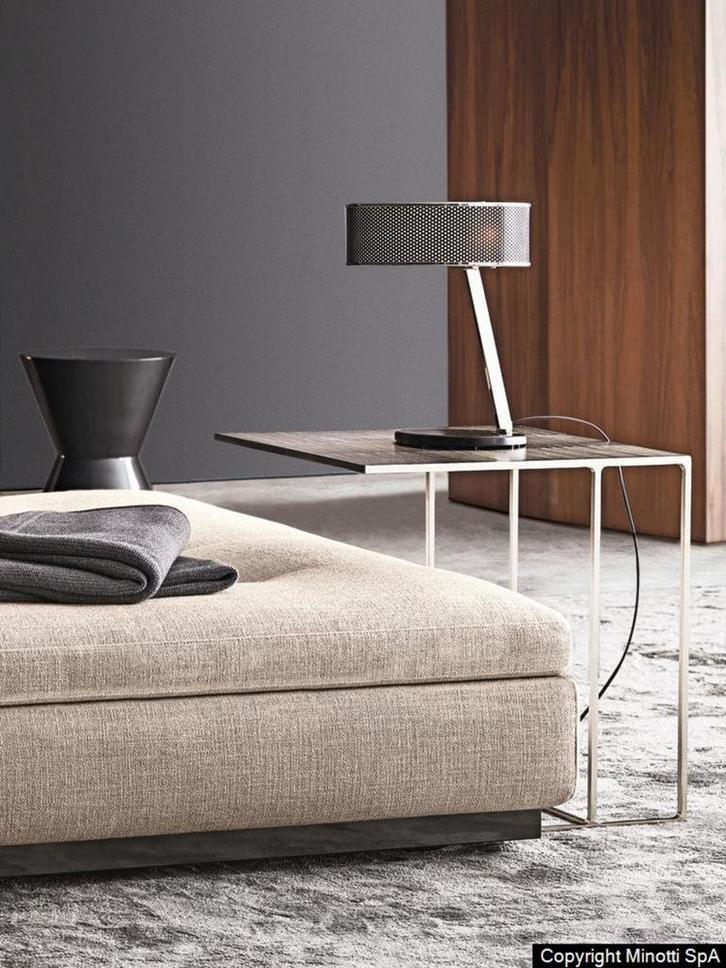 Minotti Leger platted steel 50x50 cm NP € 860,-, Huis en Inrichting, Tafels | Bijzettafels, Nieuw, Minder dan 55 cm, Hout, Ophalen of Verzenden