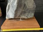 Abstract Stenen Sculptuur op Houten Sokkel, Antiek en Kunst, Kunst | Beelden en Houtsnijwerken, Ophalen