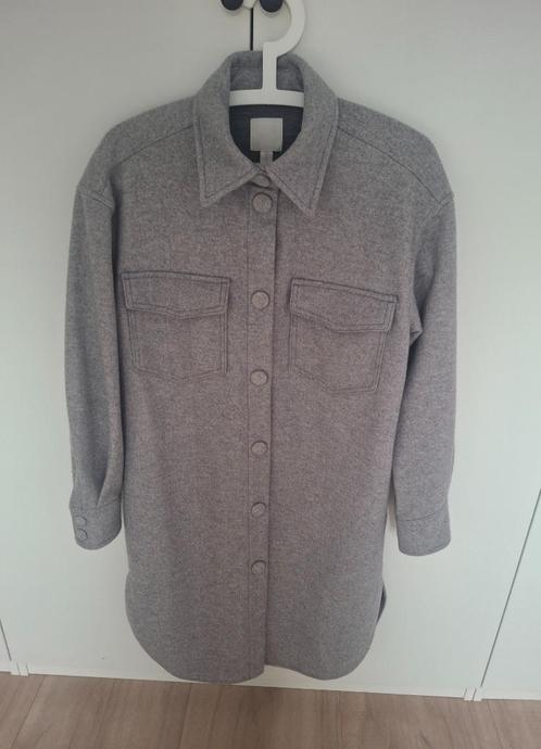 H&M lange  jas tussenjas shacket licht  grijs xs s 34 36, Kleding | Dames, Jassen | Zomer, Gedragen, Maat 34 (XS) of kleiner, Grijs