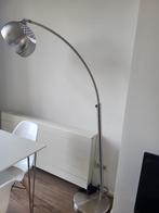 Staande design lamp, Huis en Inrichting, Lampen | Vloerlampen, Ophalen, Zo goed als nieuw, Tijdloos, Metaal