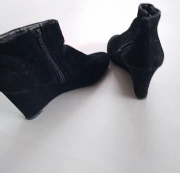 Dames korte laarsjes zwart maat 38 beschikbaar voor biedingen