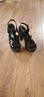 Mooie lak sandalen met hoge hak maat 38, Ophalen of Verzenden, Nieuw, Zwart
