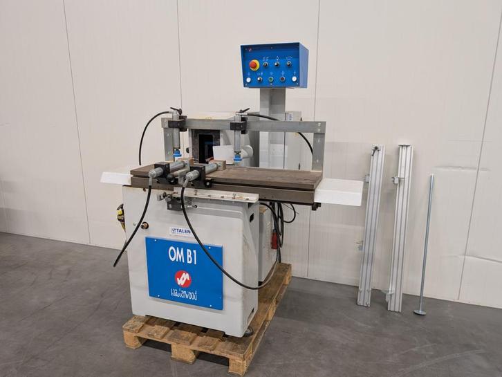 Gatensteekmachine Masterwood OMB1, Zakelijke goederen, Machines en Bouw | Houtbewerking, Ophalen