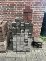 Gratis koppelstenen 10x10, Tuin en Terras, Tegels en Klinkers, Ophalen, Gebruikt, Beton, Klinkers