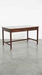 Bureau op wieltjes in Engelse stijl met blauw lederen blad, Huis en Inrichting, Bureaus, Ophalen, Gebruikt, ., .
