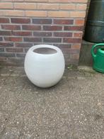 Gratis grote witte stenen bloempot, Tuin en Terras, Bloempotten, Gebruikt, Rond, Minder dan 40 cm, Aardewerk