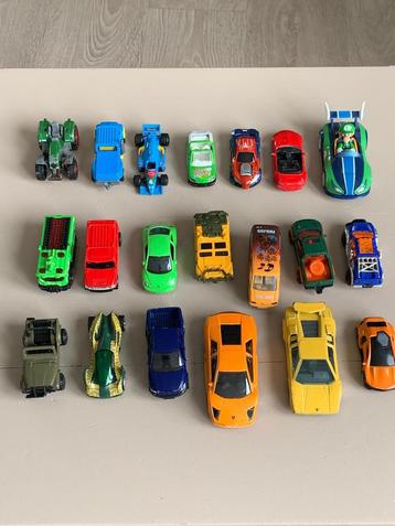 20 stuks autootjes assorti ( schoen-idee?) beschikbaar voor biedingen