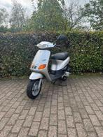 ⭐️Piaggio zip type 50cc 2 takt zilver Brom🇳🇱 13944 km⭐️, Fietsen en Brommers, Scooters | Piaggio, Ophalen