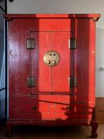 Antique Chinese lacquered cabinet, Ophalen