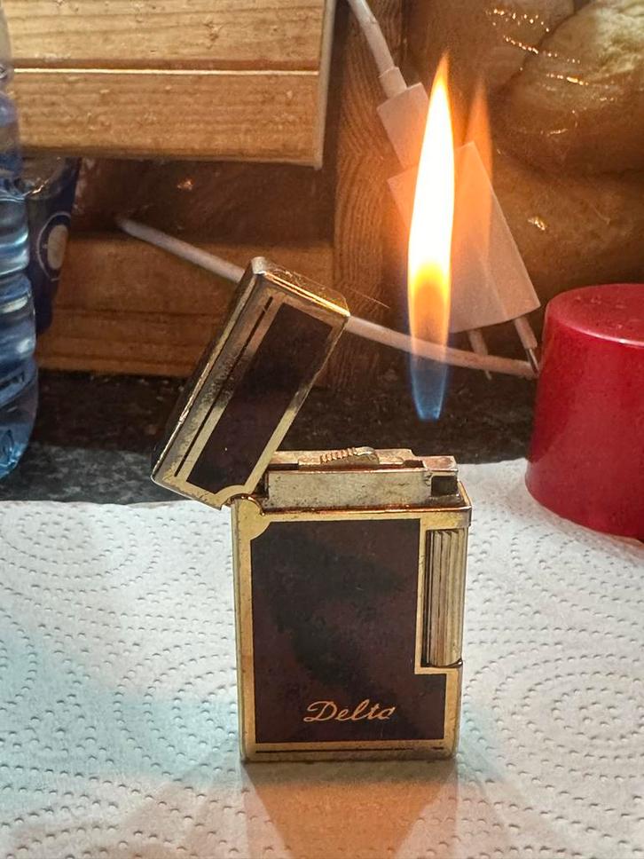 Vintage Delta Aansteker Bruin/Zwart vergulden, Antiek en Kunst, Antiek | Overige Antiek, Ophalen