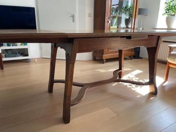 Art Nouveau, uitschuifbare, eiken tafel  beschikbaar voor biedingen