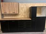 Mooi en goedkoop keuken set ((ZIE LAATSTE AFBEELDING!!)), Huis en Inrichting, Keuken | Complete keukens, Overige materialen, Zwart