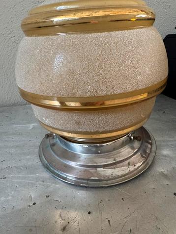 Retro plafondlamp beschikbaar voor biedingen