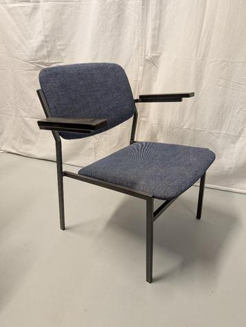 Set 2 Gijs van der Sluis, Model 57 stoelen, 60s Dutch Design beschikbaar voor biedingen