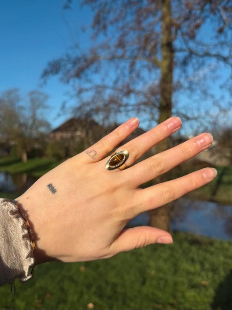 14K Vintage gouden ring Tijgeroog, Verzenden, Zo goed als nieuw, 17 tot 18, Met edelsteen