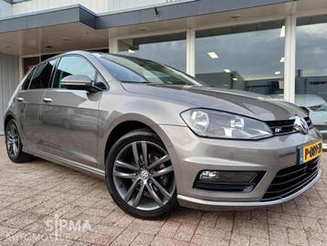 VW Golf 1.2 TSI R-Line/2015/Trekhaak/LMV/ACC/189dkm/PDC/ beschikbaar voor biedingen