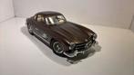 Mercedes benz 300 sl bruin Bburago 1.18, Hobby en Vrije tijd, Modelauto's | 1:18, Ophalen of Verzenden, A, A, A