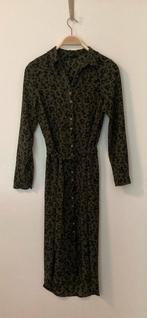 Prachtige jurk blousejurk, Vero Moda, panterprint legergroen, Ophalen of Verzenden, Zo goed als nieuw, Zwart, Onder de knie