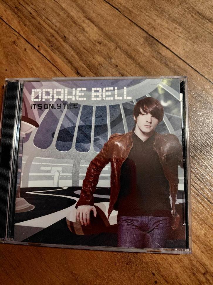 cd en dvd Drake Bell - it's only time, Cd's en Dvd's, Cd's | Pop, Zo goed als nieuw, 2000 tot heden, Ophalen of Verzenden